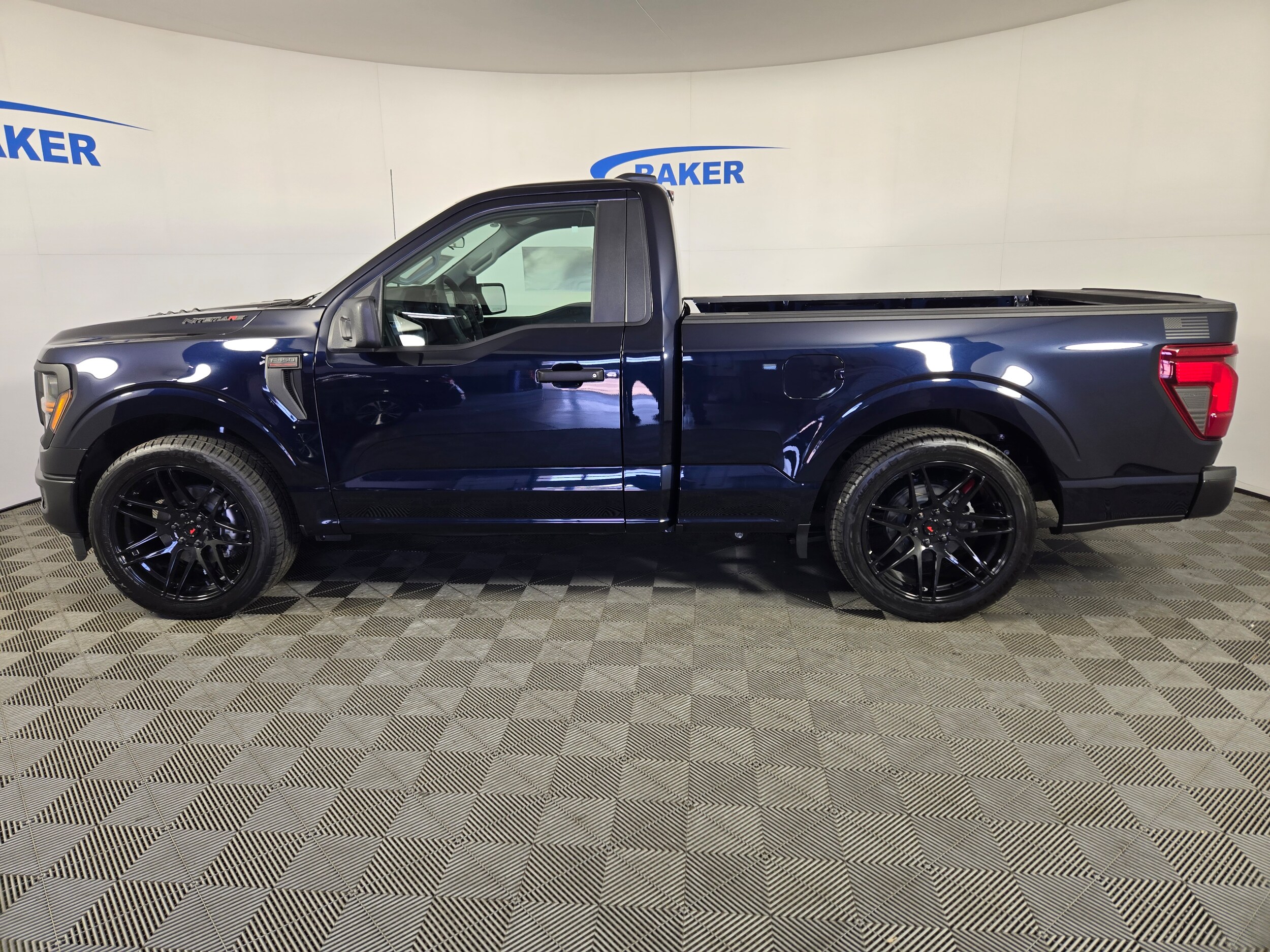 2025 Ford F-150 XL photo 2