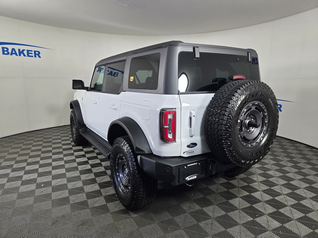 New 2025 Ford Bronco Outer Banks SUV