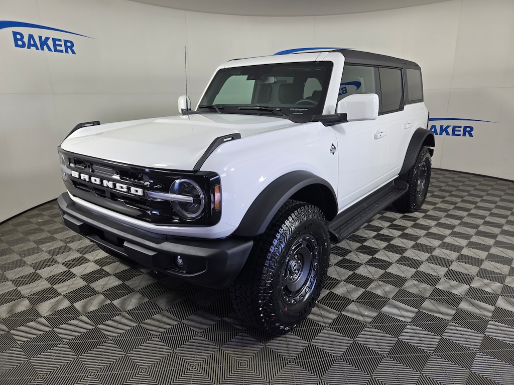 New 2025 Ford Bronco Outer Banks SUV