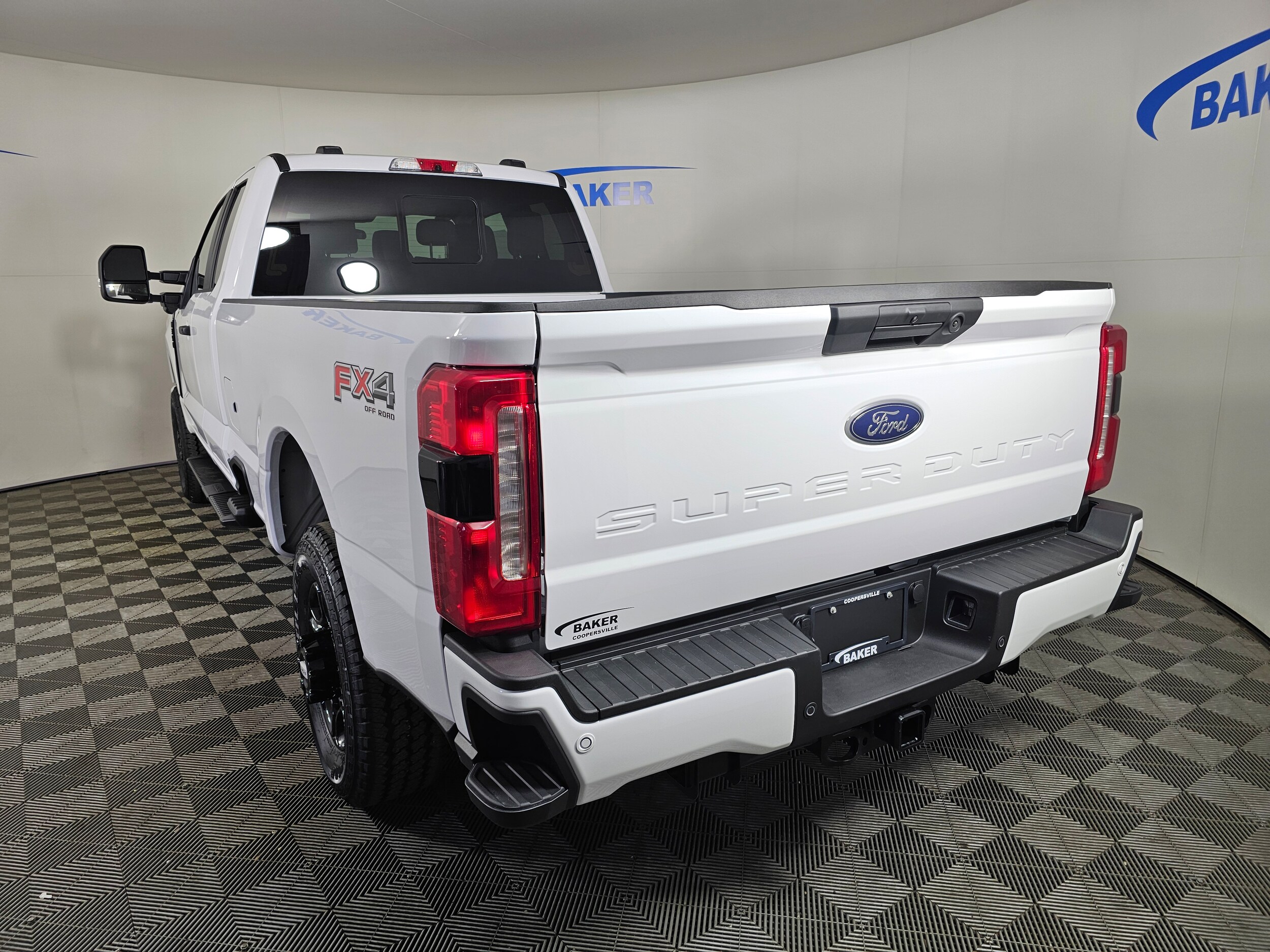 2025 Ford F-350 XL photo 2