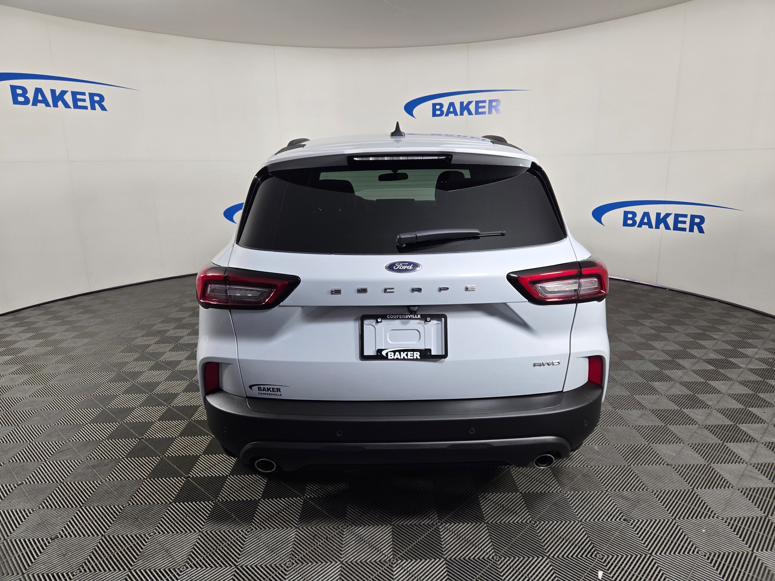 2025 Ford Escape ST-Line photo 2