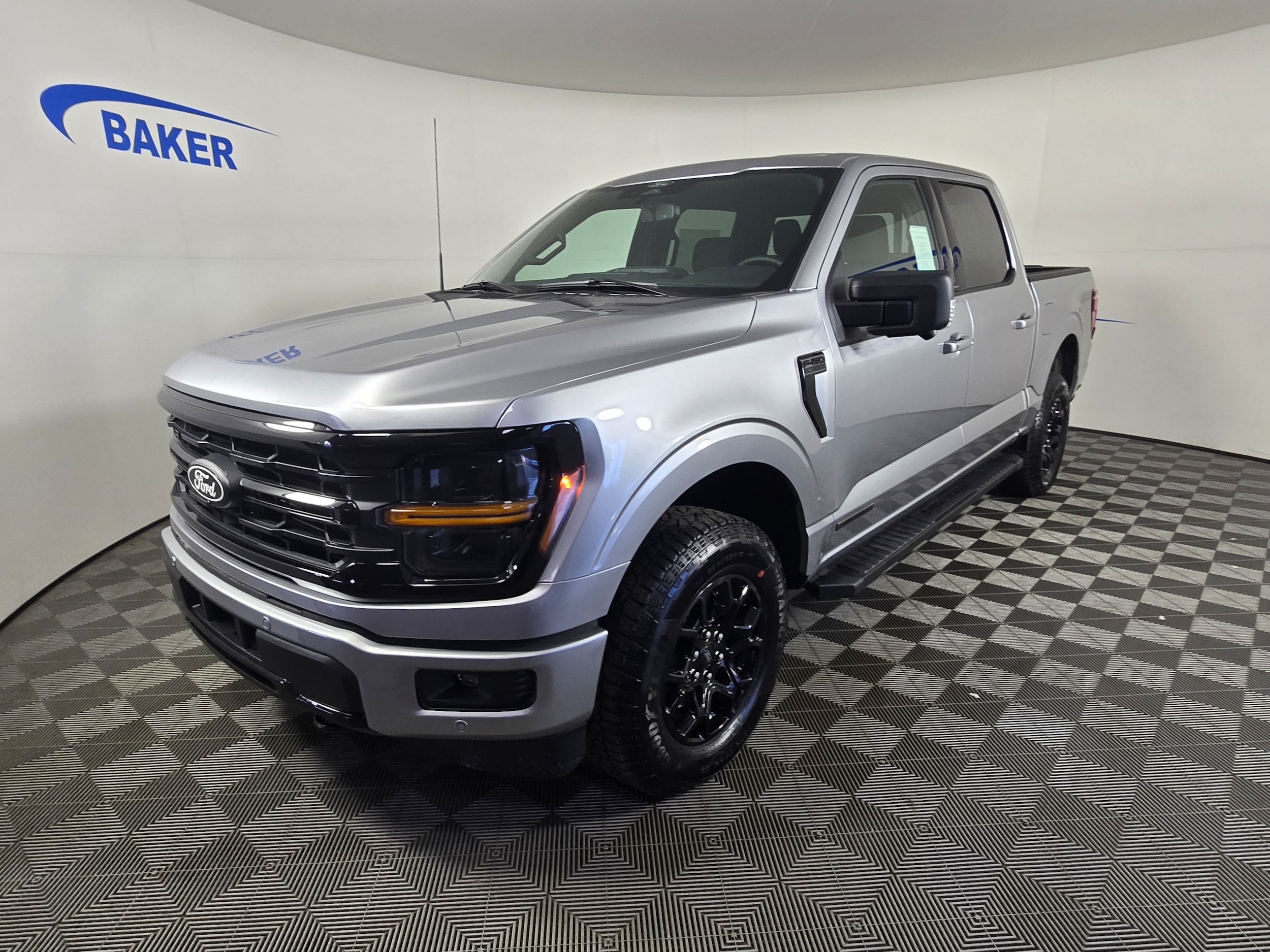 2025 Ford F-150 XLT's photo