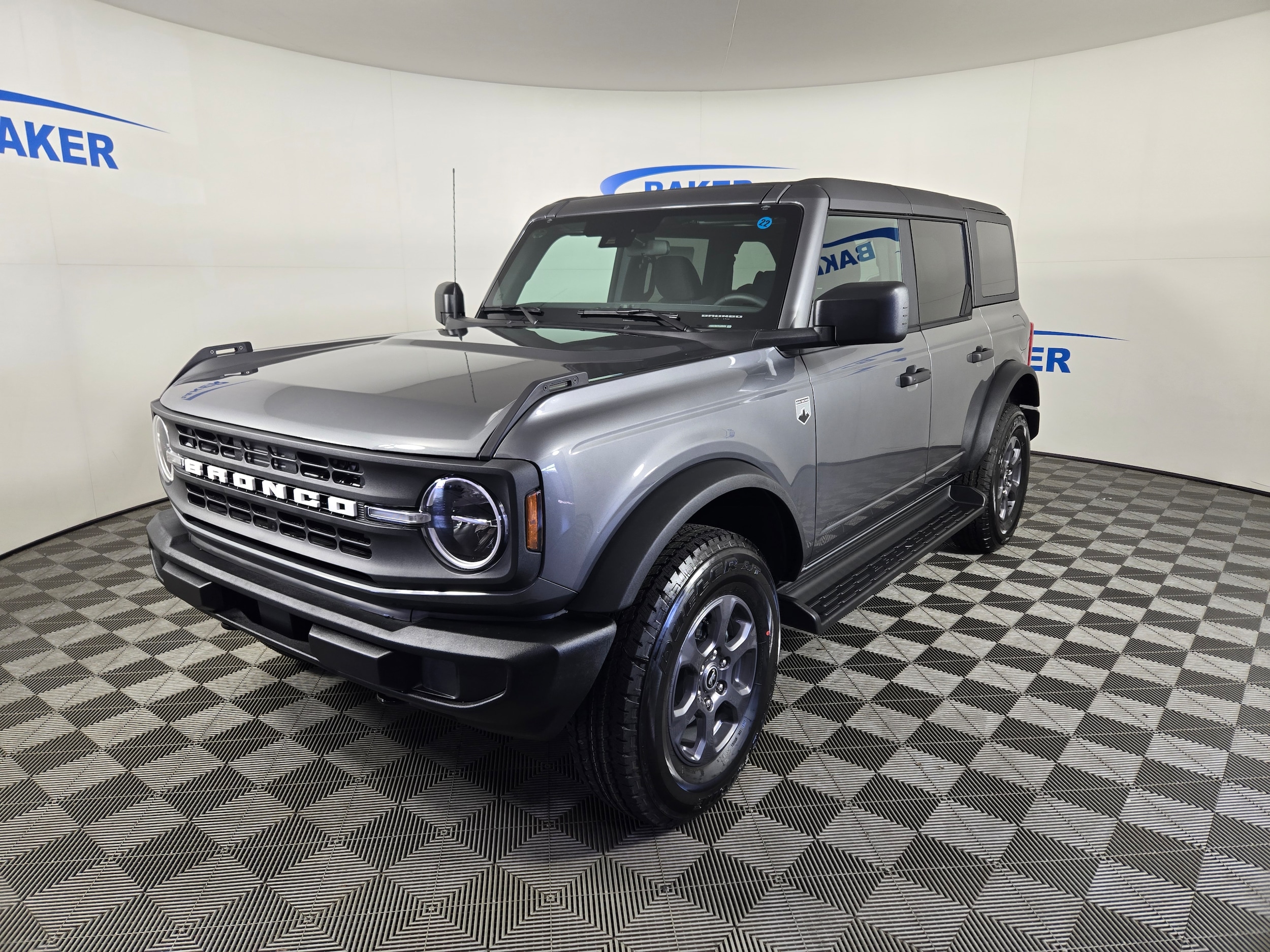 2025 Ford Bronco SUV 