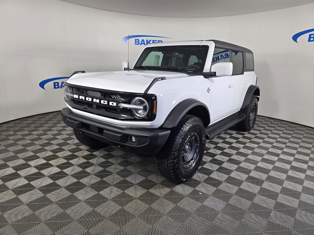 New 2025 Ford Bronco Outer Banks SUV