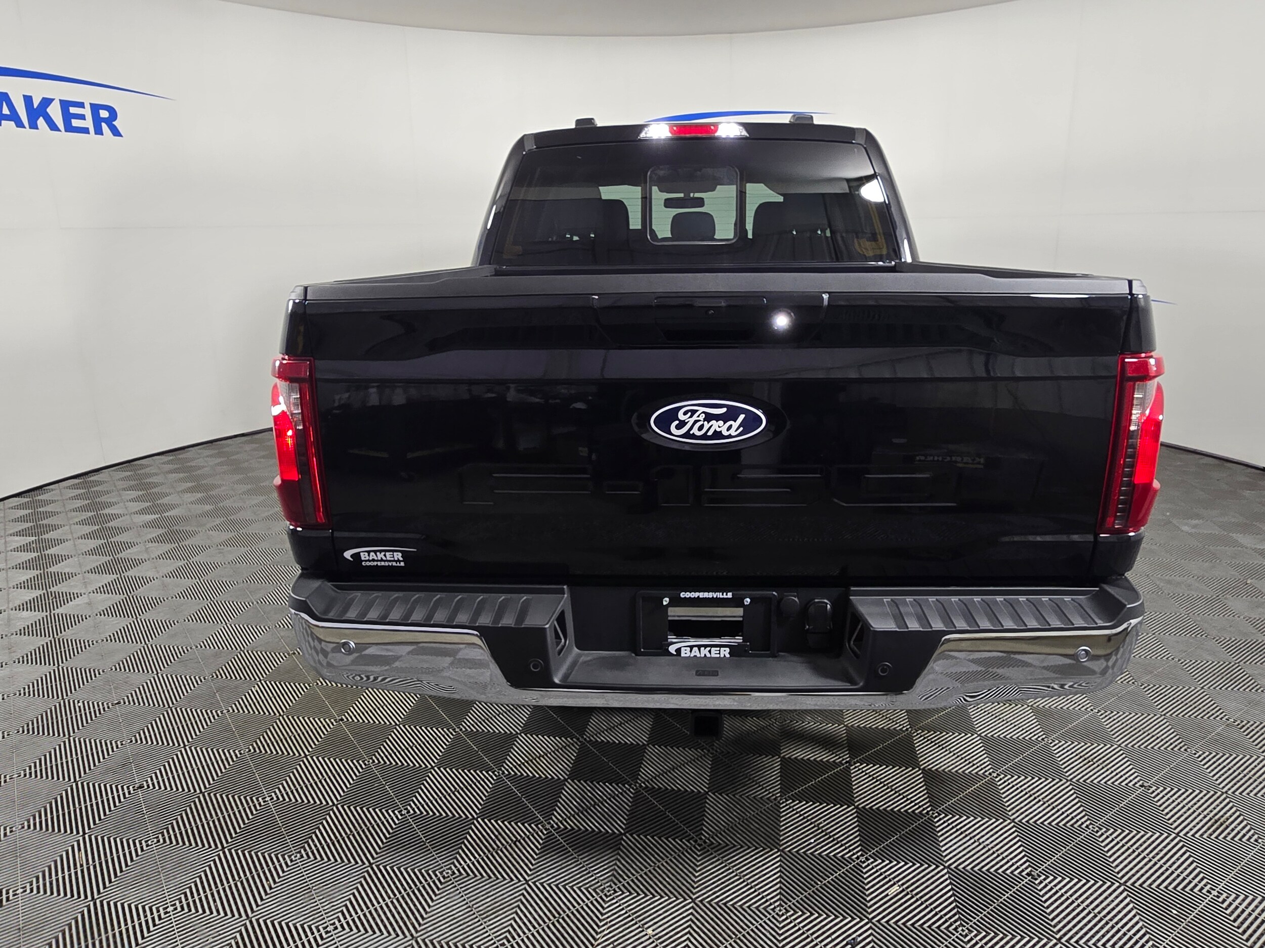 2025 Ford F-150 XLT photo 3
