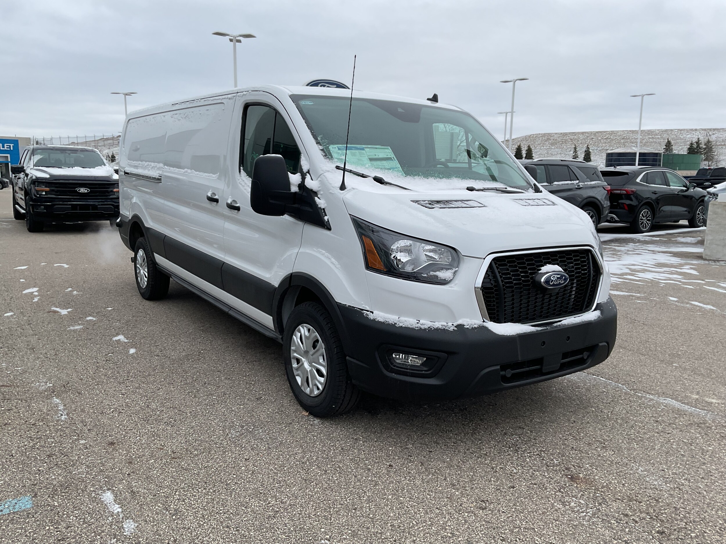 2024 Ford Transit photo 3
