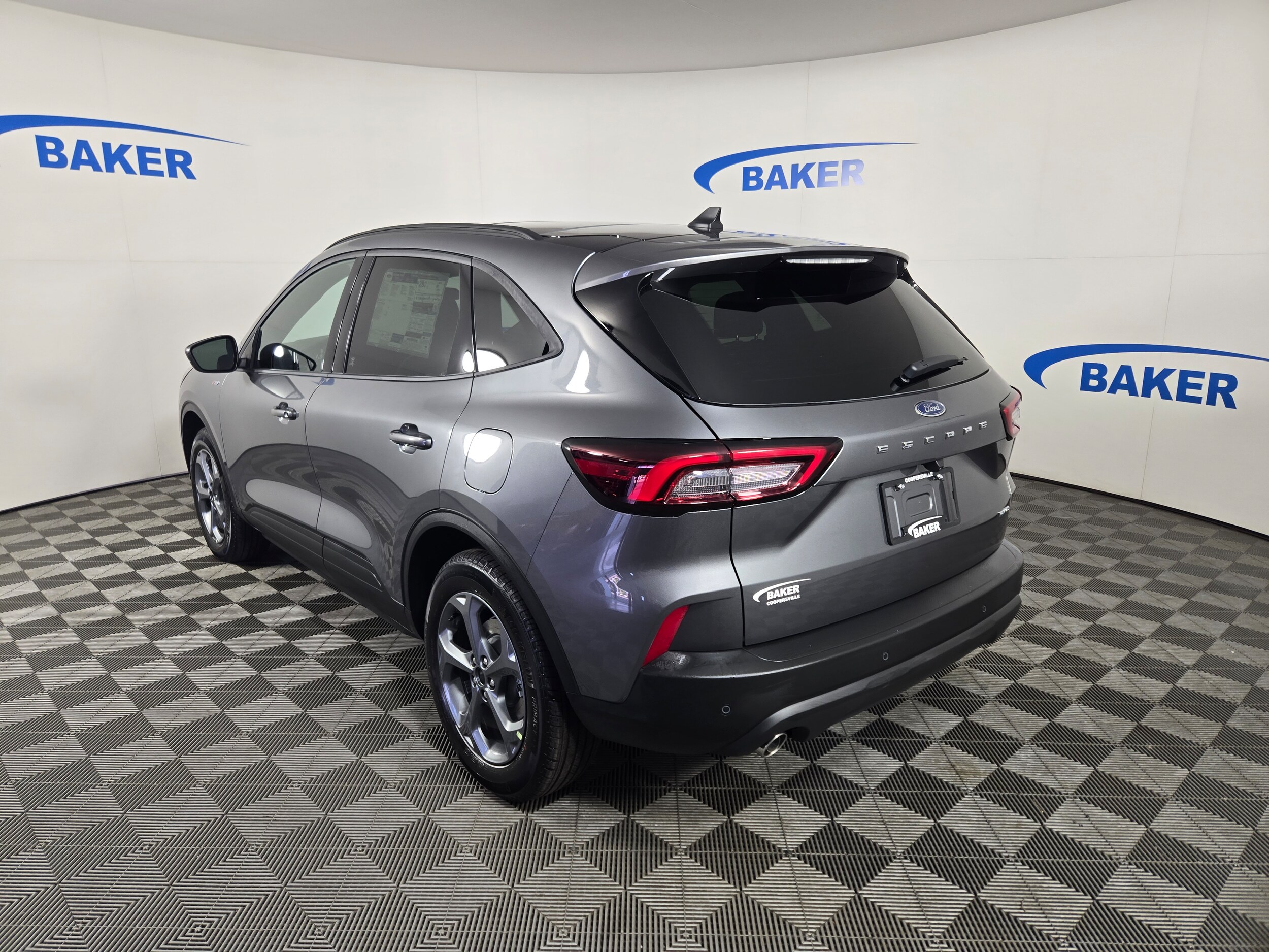 2025 Ford Escape ST-Line photo 3