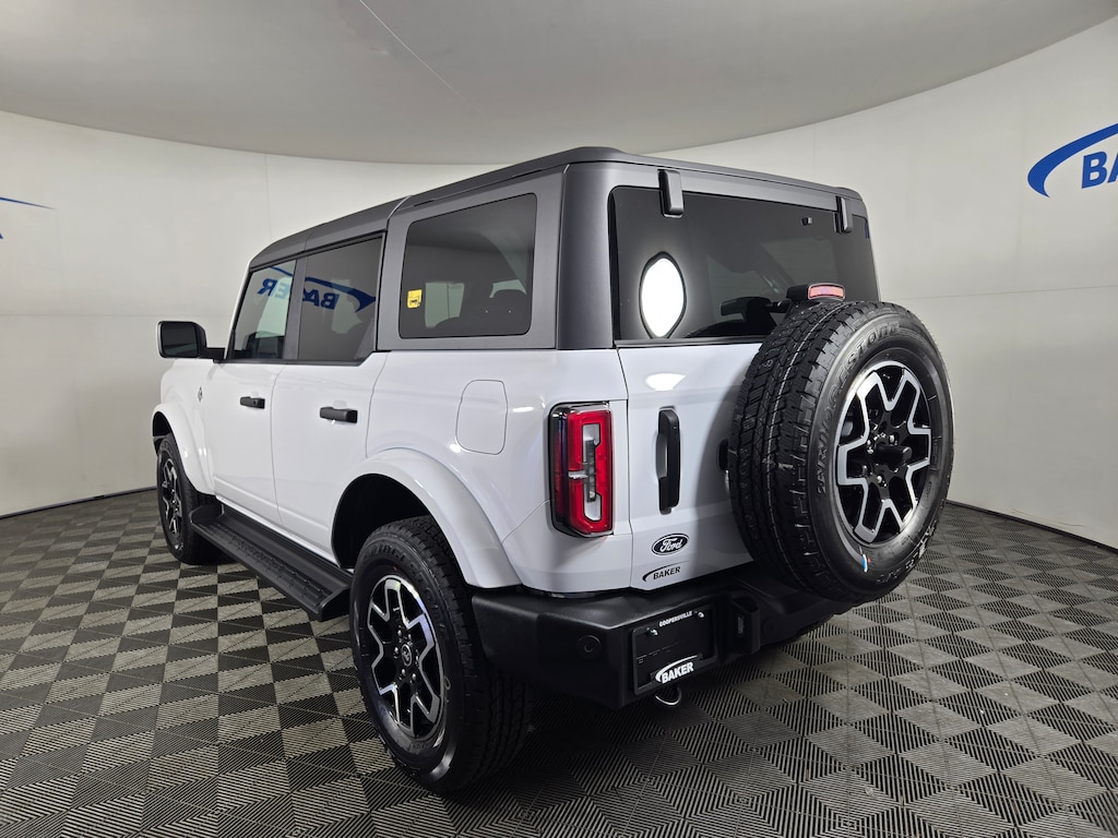 New 2026 Ford Bronco Outer Banks SUV