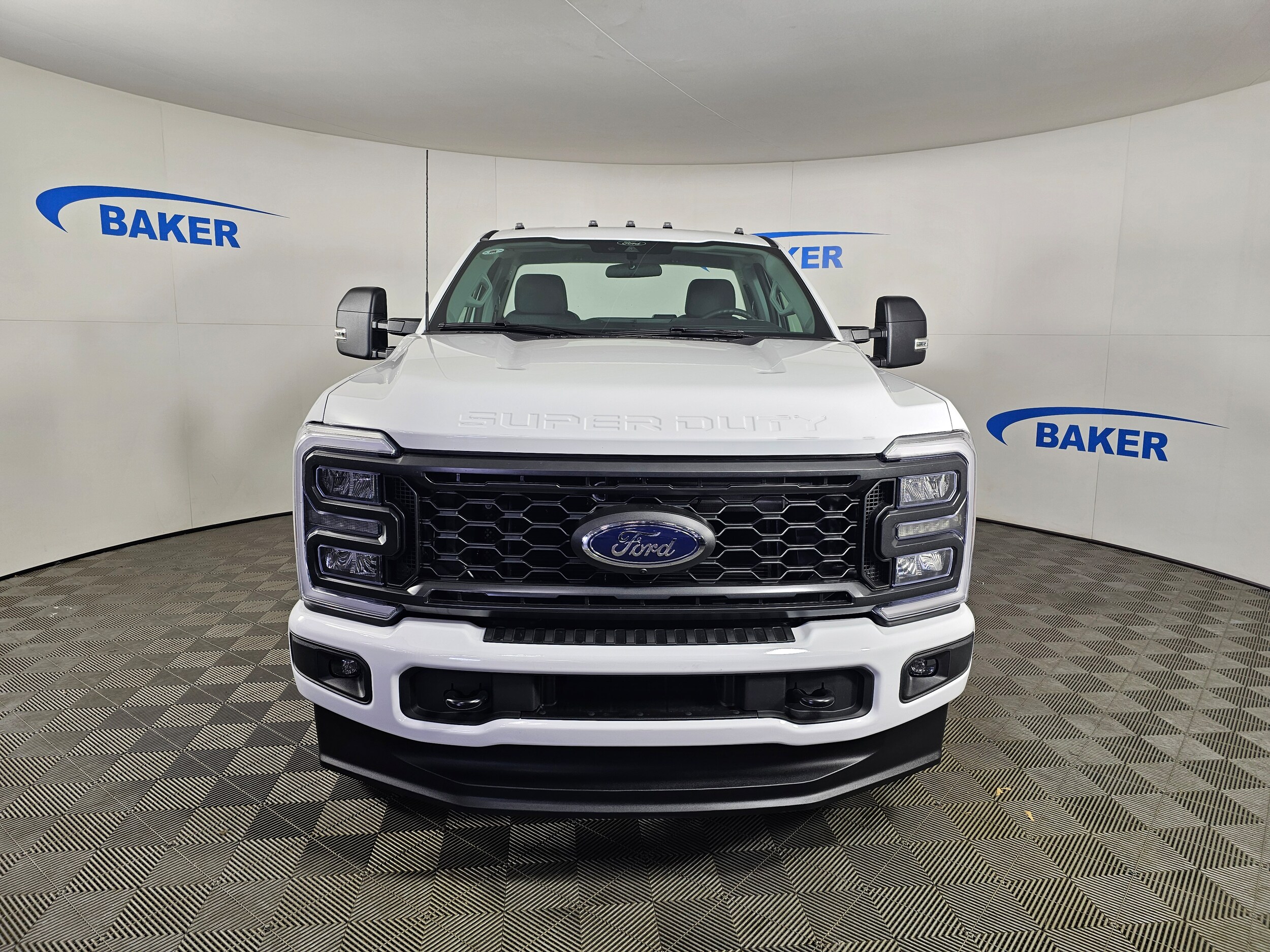 2025 Ford F-350 XL photo 2
