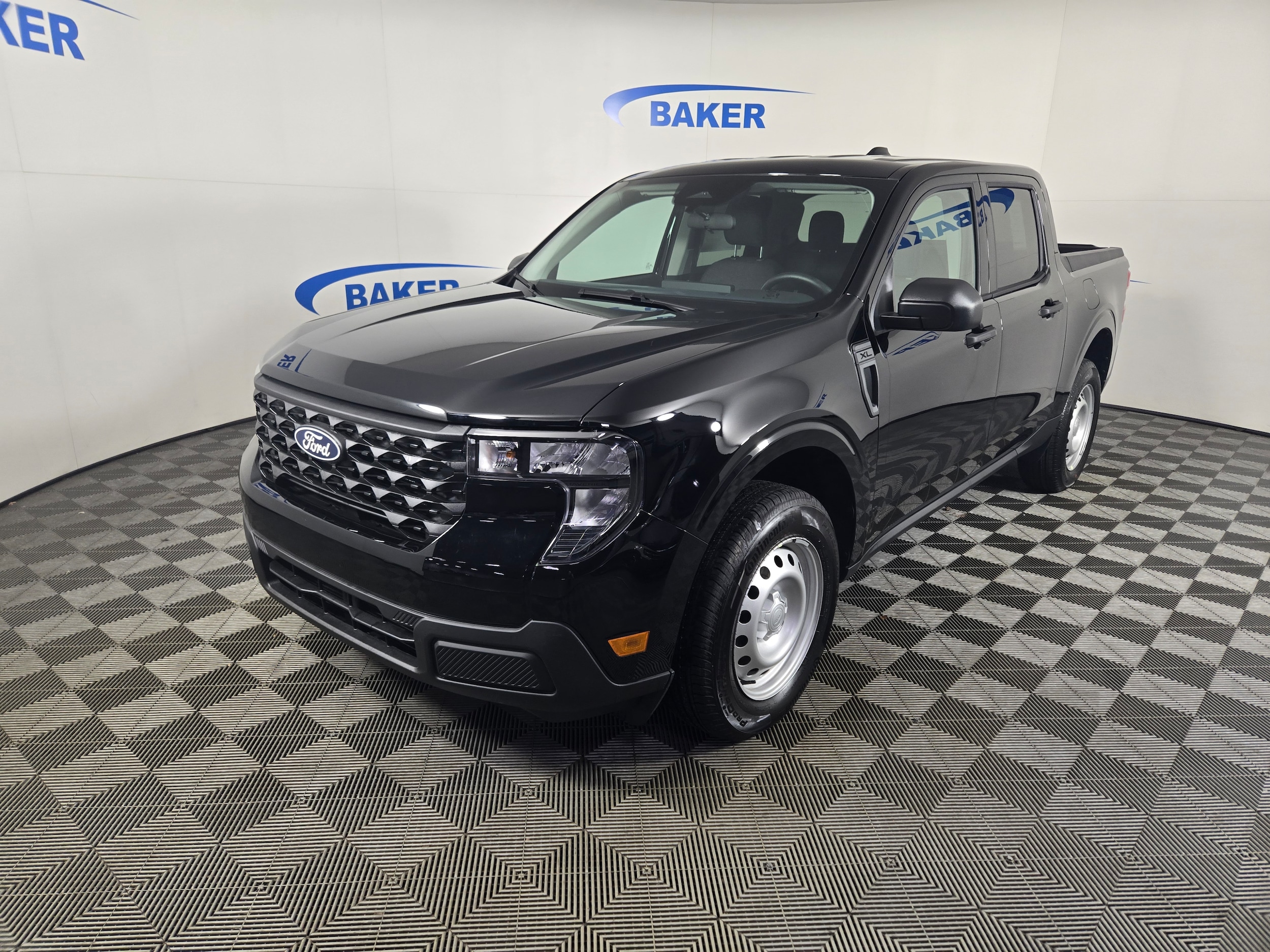 2025 Ford Maverick XL's photo