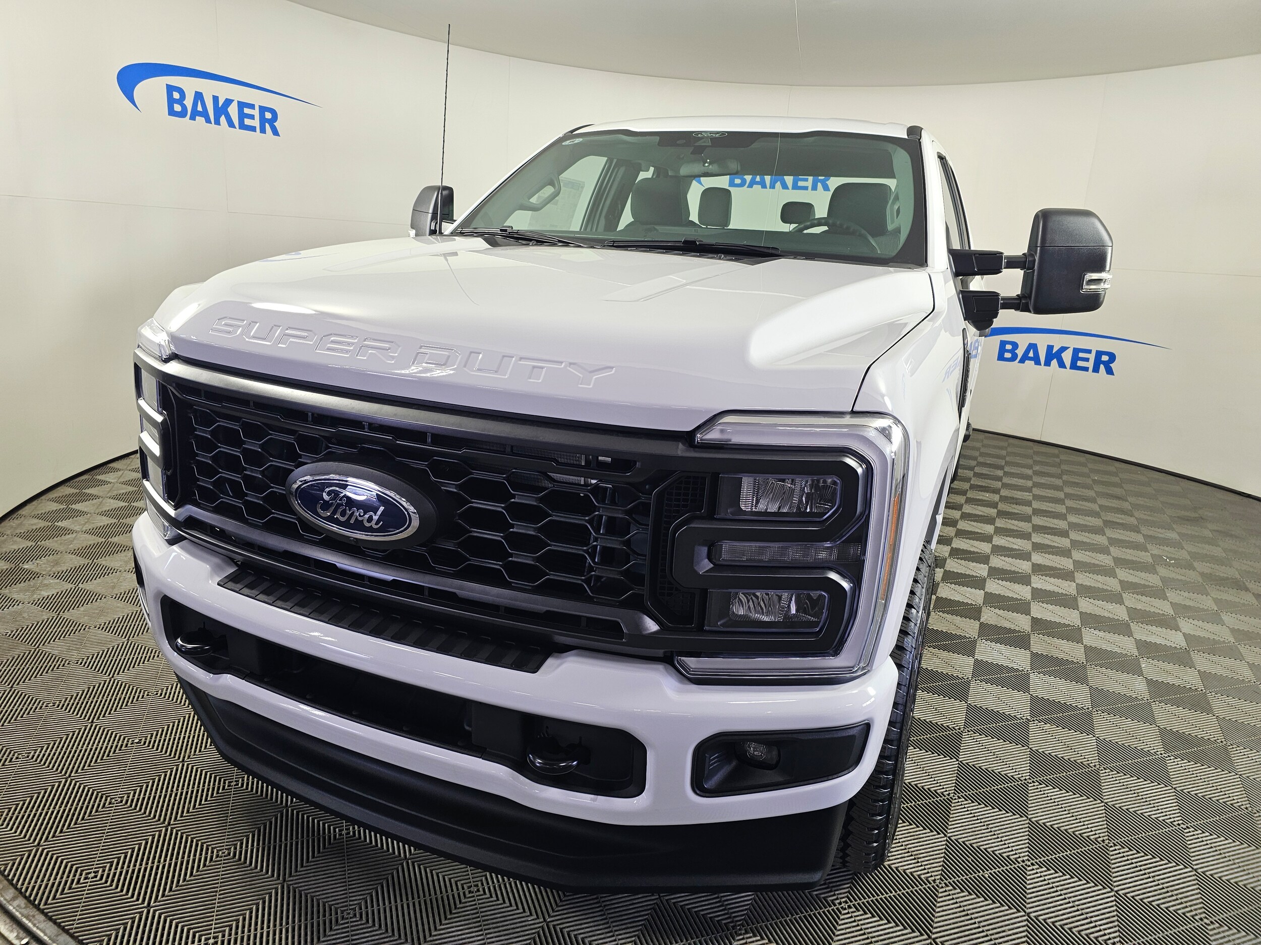 2025 Ford F-350 XL photo 3