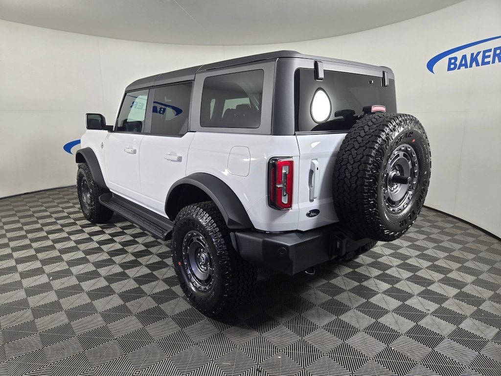 New 2025 Ford Bronco Outer Banks SUV