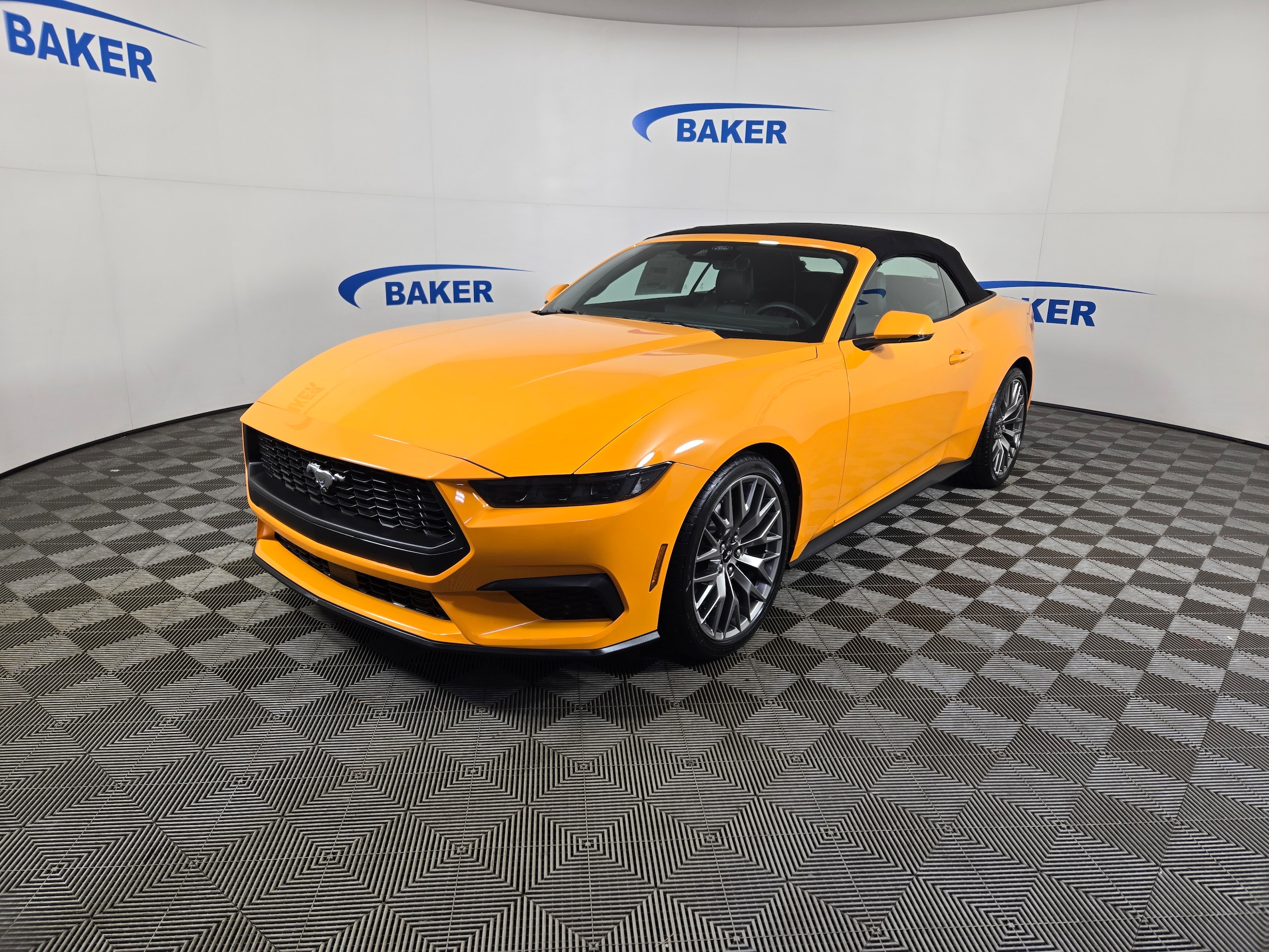 2026 Ford Mustang EcoBoost Premium's photo