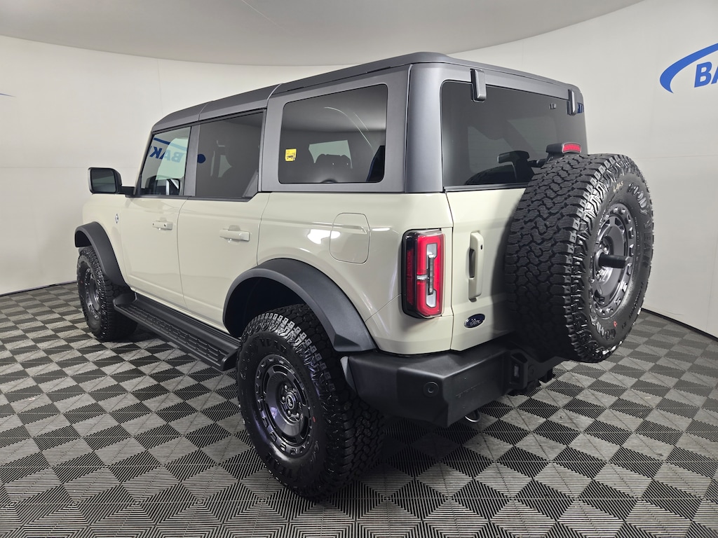 New 2025 Ford Bronco Outer Banks SUV