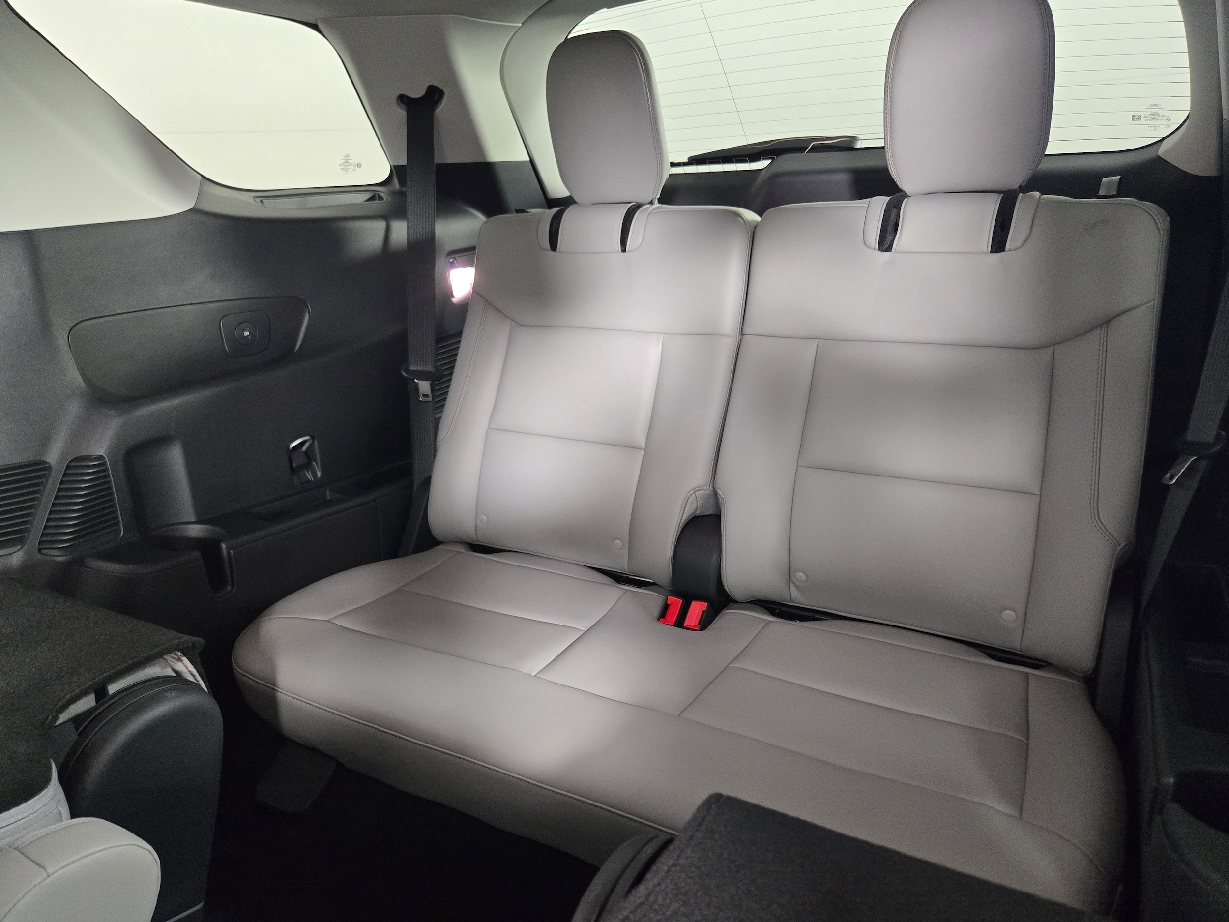 2026 Ford Explorer Active - Photo 16