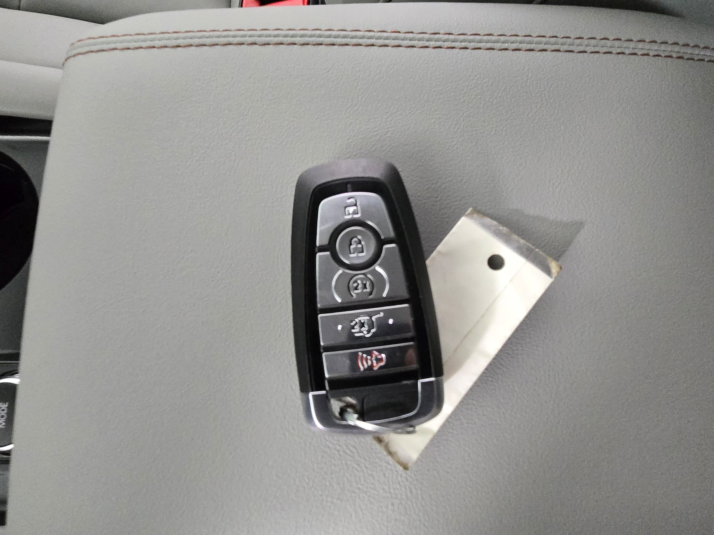 2026 Ford Explorer Active - Photo 40