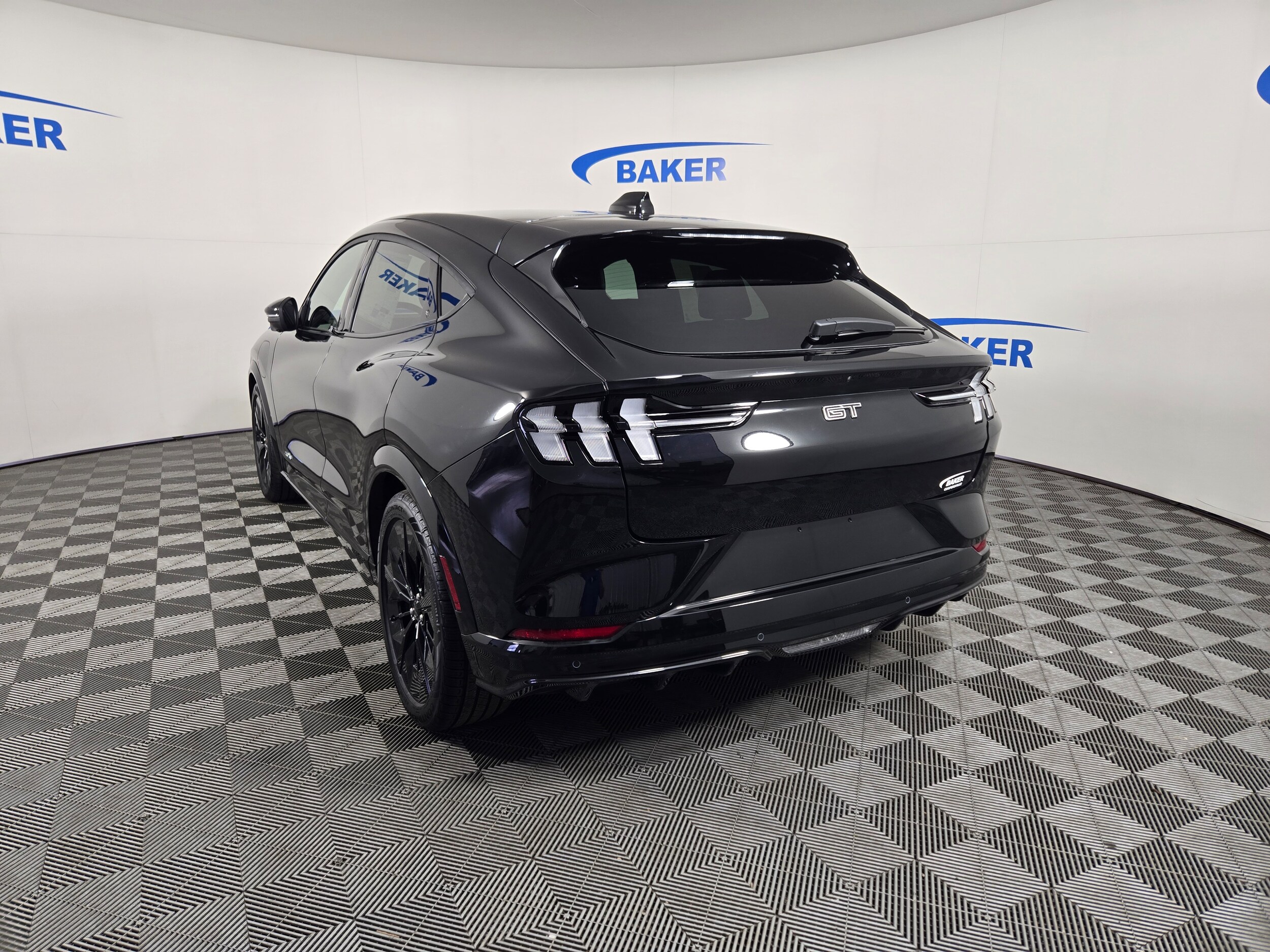 2025 Ford Mustang Mach-E GT photo 3