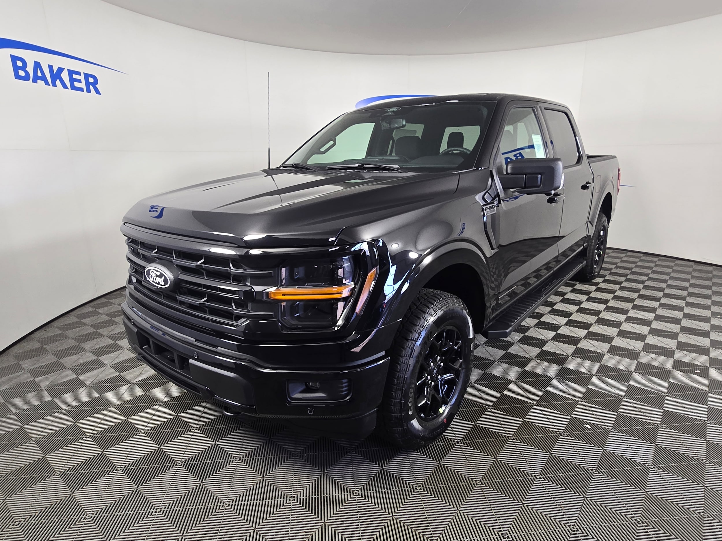 2025 Ford F-150 XLT's photo