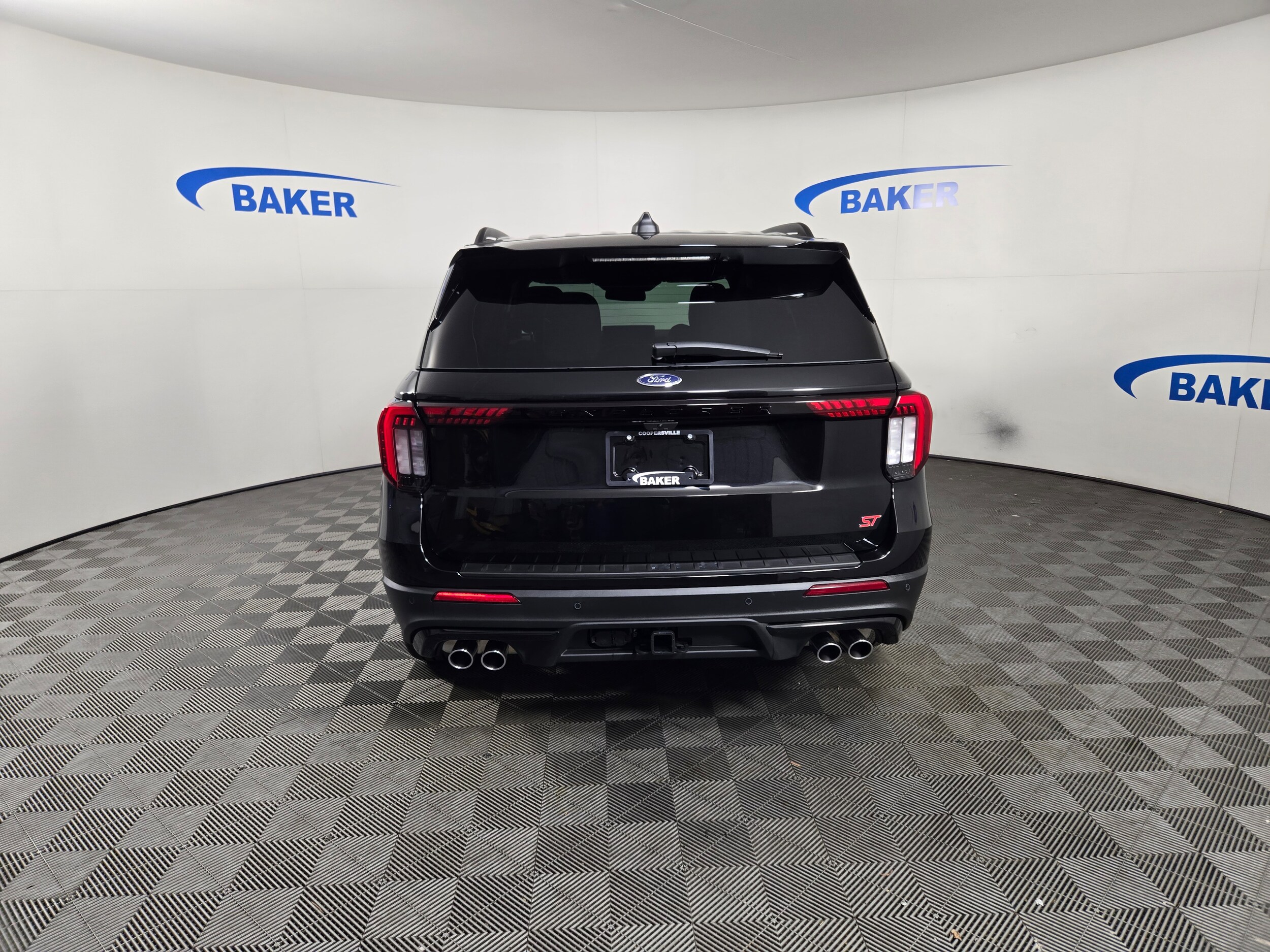 2026 Ford Explorer ST photo 4