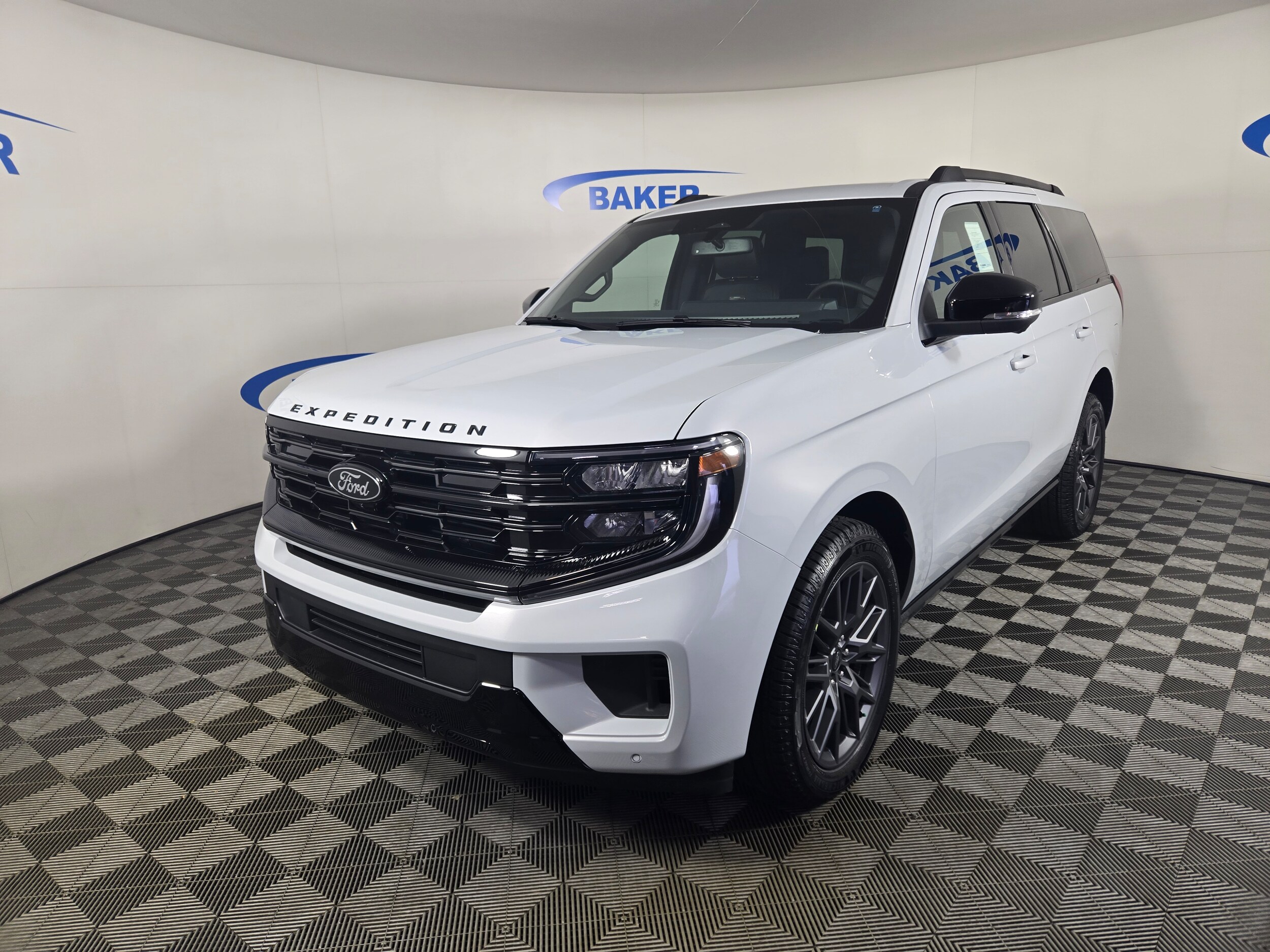 2025 Ford Expedition Platinum's photo