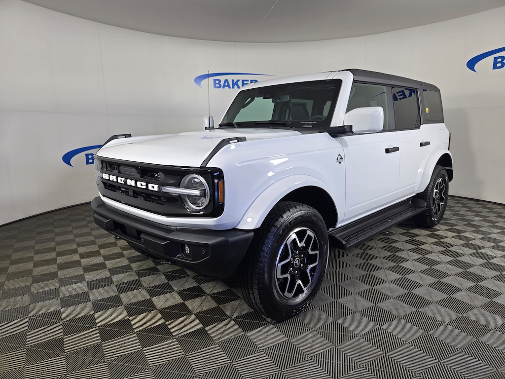 New 2026 Ford Bronco Outer Banks SUV