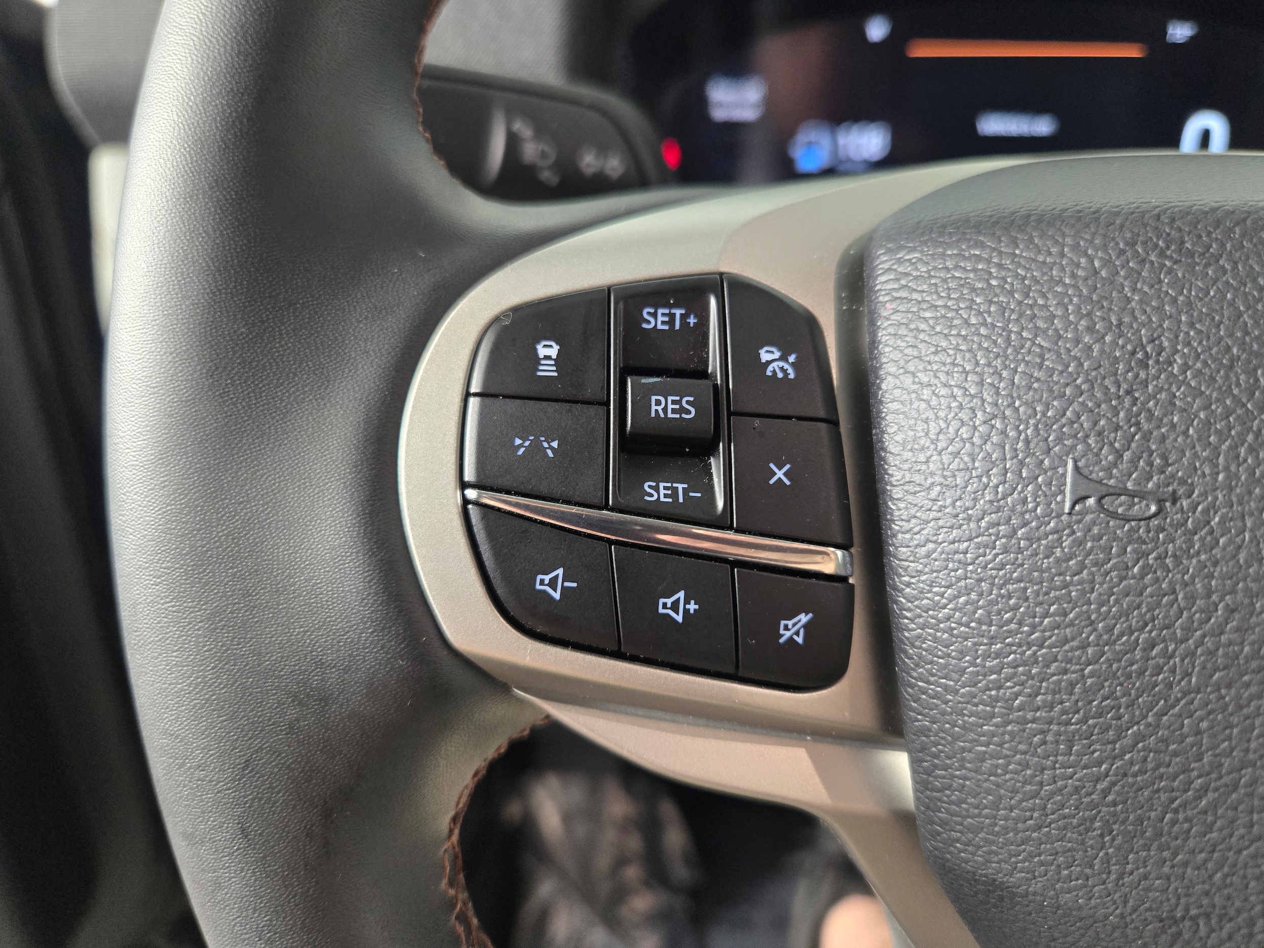 2026 Ford Explorer Active - Photo 22