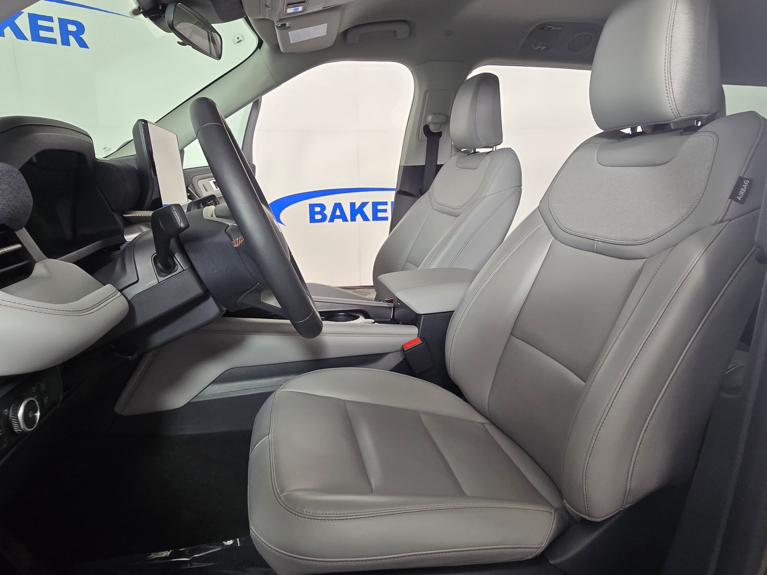 2026 Ford Explorer Active - Photo 24