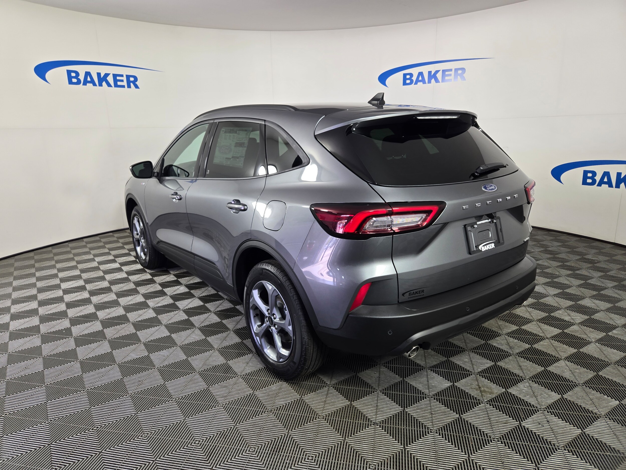 2025 Ford Escape Hybrid ST-Line Select photo 3