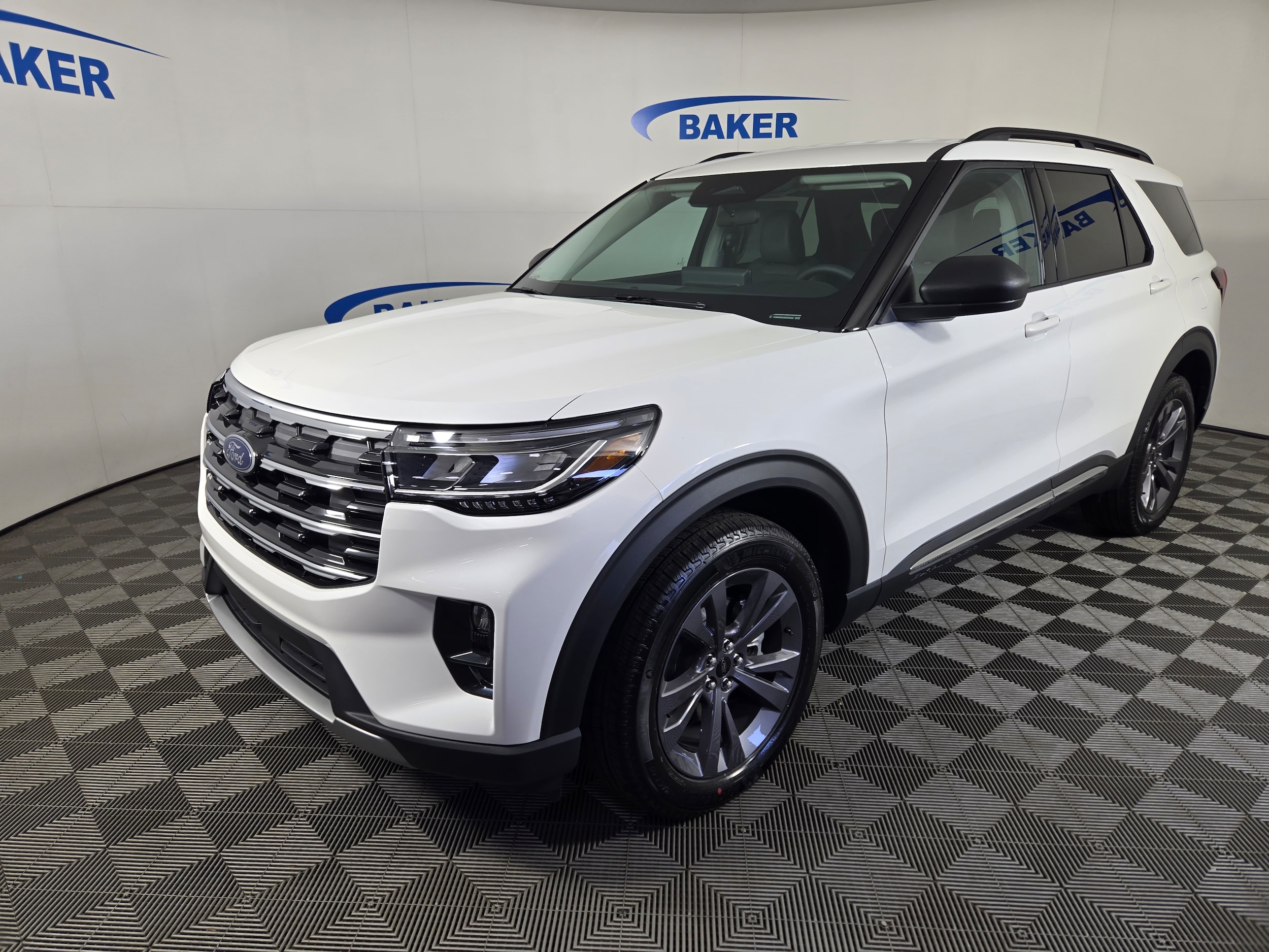 2025 Ford Explorer SUV 