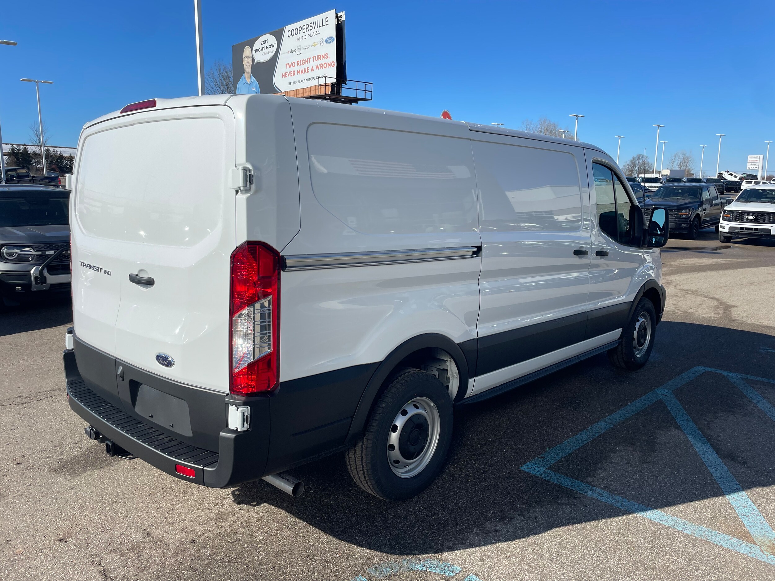 2025 Ford Transit photo 3