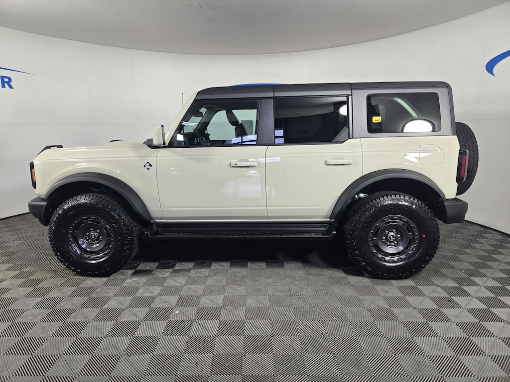 New 2025 Ford Bronco Outer Banks SUV