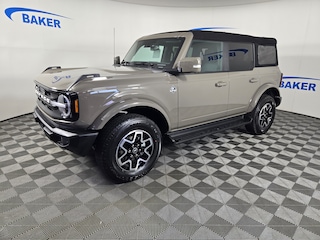 2025 Ford Bronco Outer Banks SUV