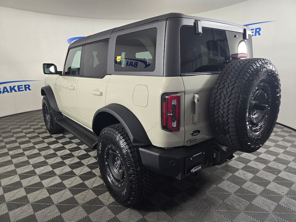 New 2025 Ford Bronco Outer Banks SUV