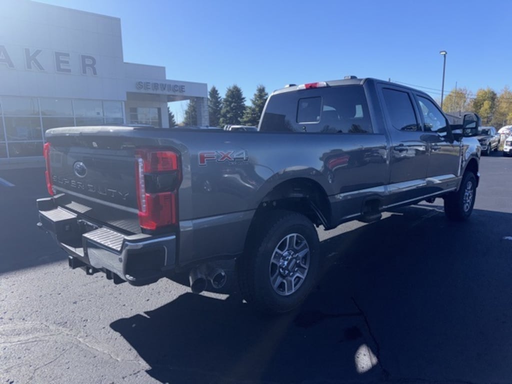 New 2026 Ford F-250SD Lariat Truck