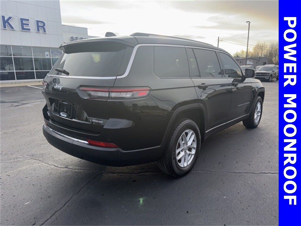 2023 Jeep Grand Cherokee Laredo photo 2