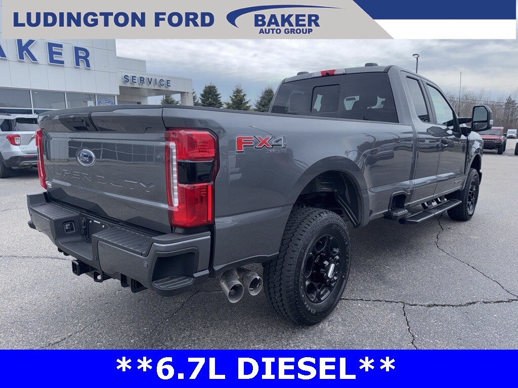2025 Ford F-350 XL photo 2