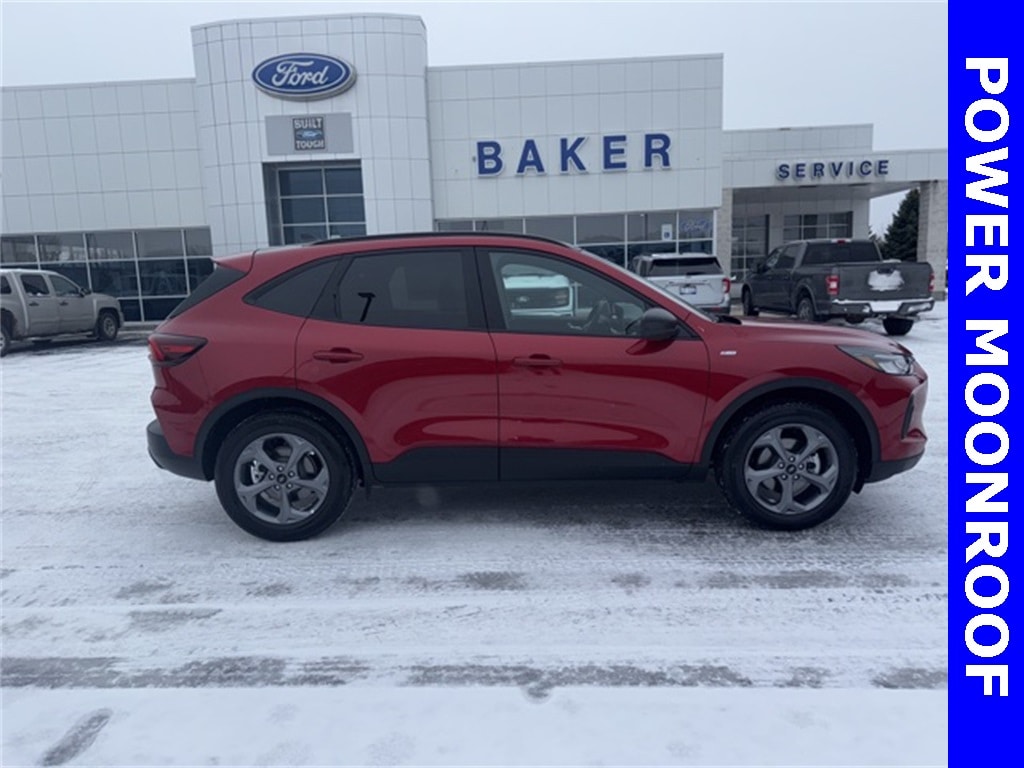 2025 Ford Escape ST-Line's photo