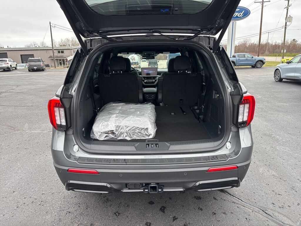 New 2026 Ford Explorer ST-Line SUV