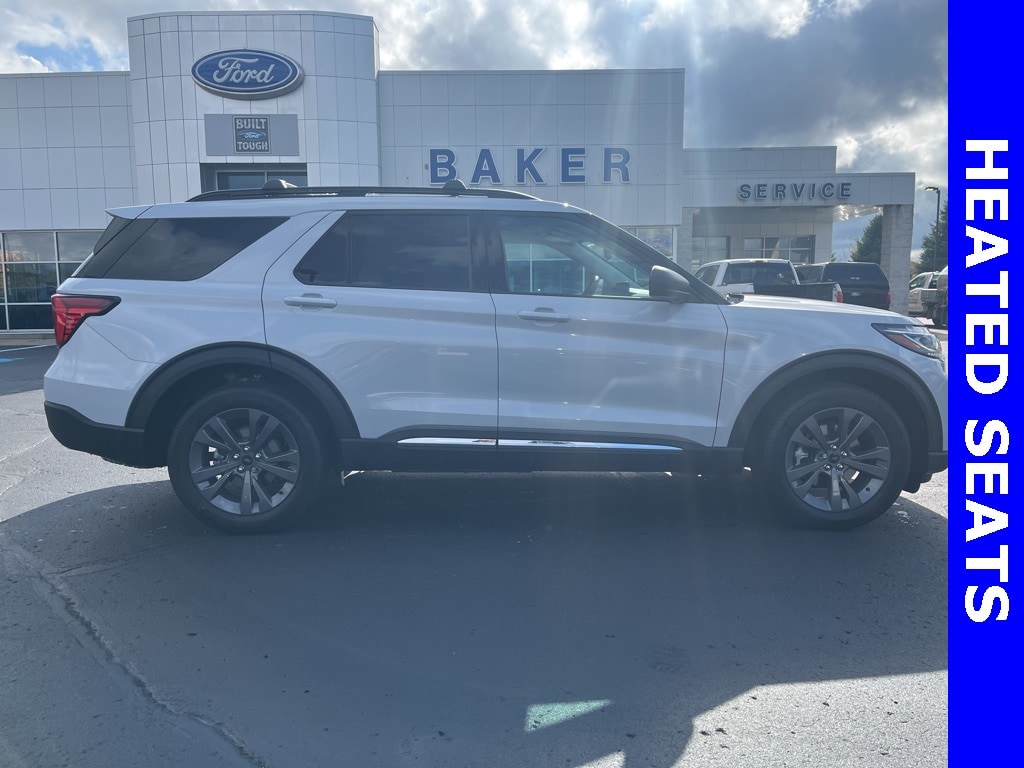 2025 Ford Explorer Active's photo