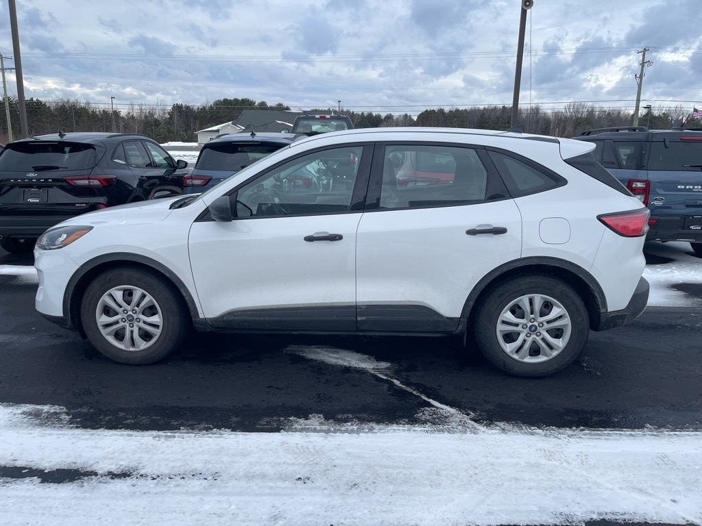 2021 Ford Escape S's photo