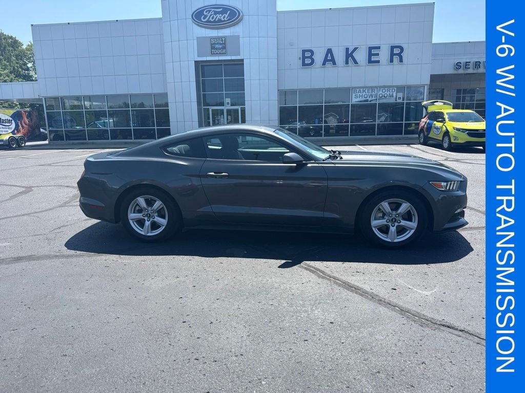Used 2016 Ford Mustang V6 Coupe