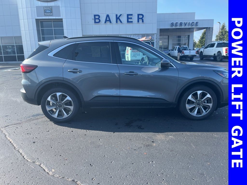 2024 Ford Escape Platinum