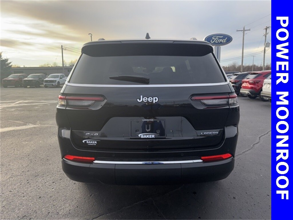 2023 Jeep Grand Cherokee Laredo photo 3