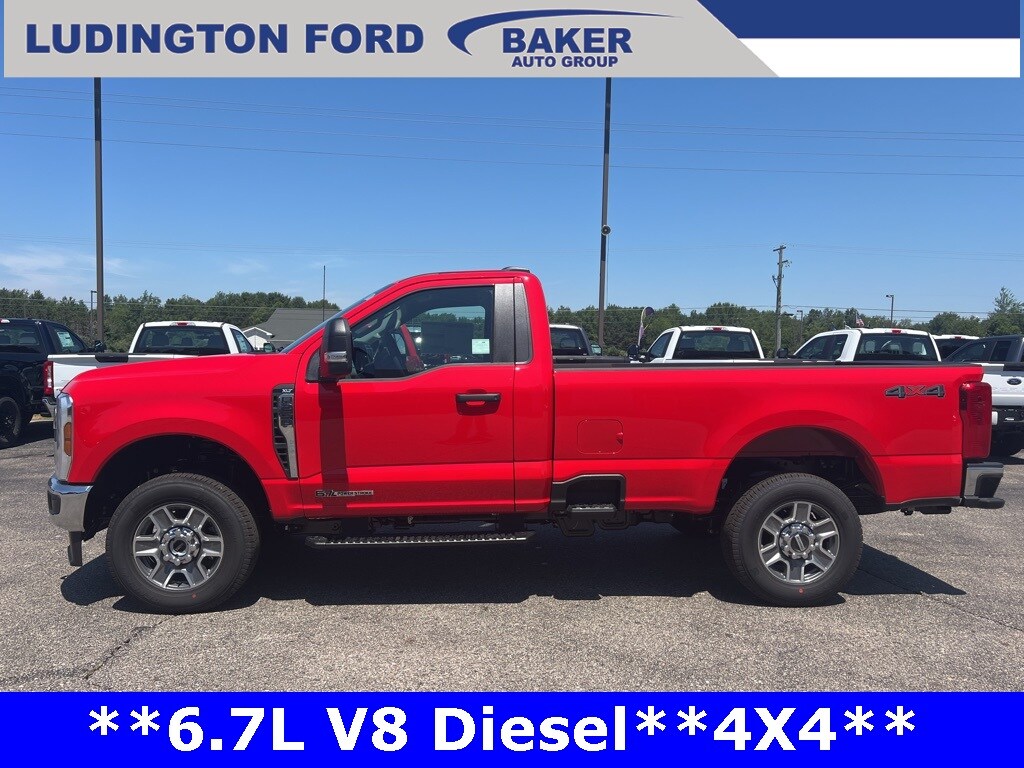 2025 Ford F-250 photo 2