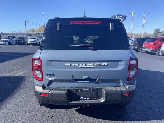 2025 Ford Bronco Sport Outer Banks photo 2