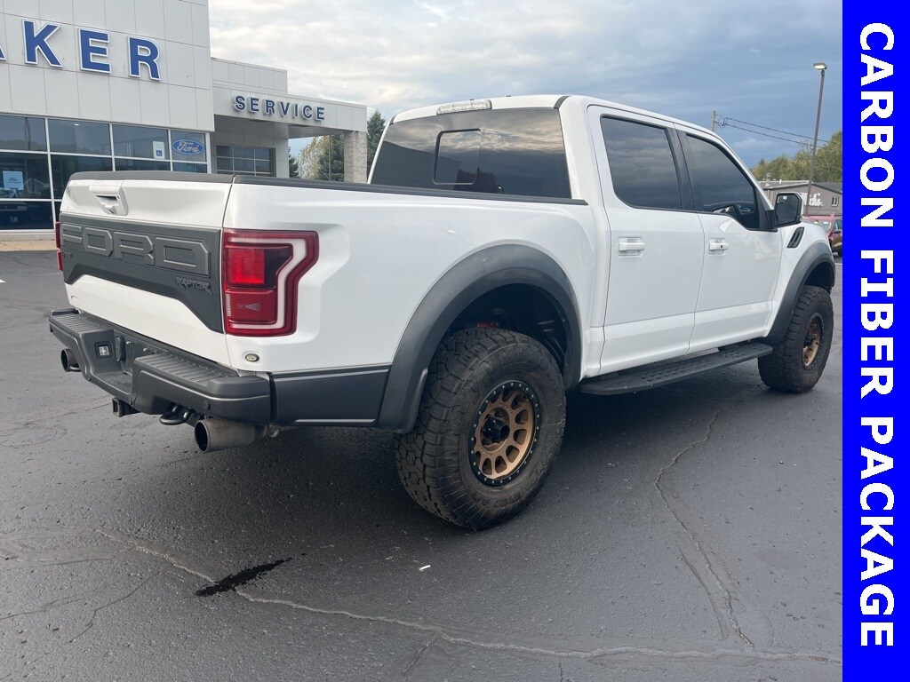 2020 Ford F-150 Raptor photo 2