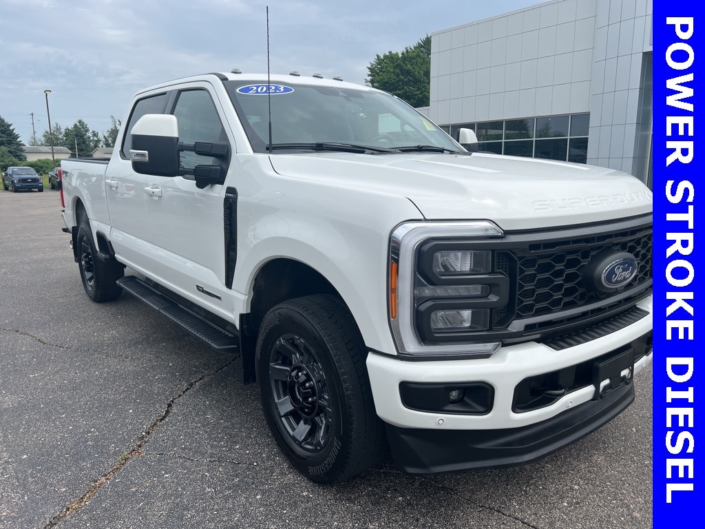 Used 2023 Ford F-250SD Lariat Truck