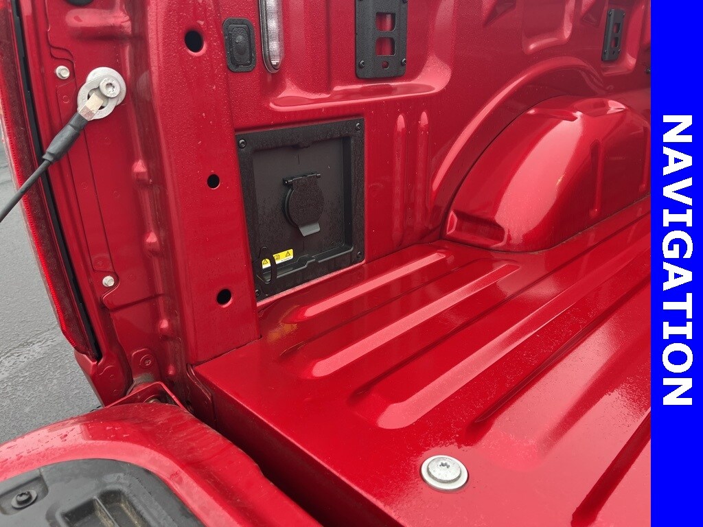 2025 Ford F-150 XLT photo 4