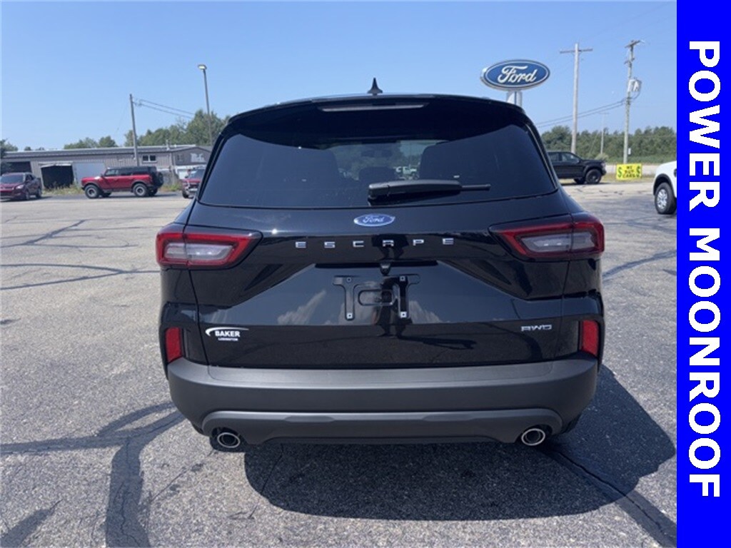2025 Ford Escape ST-Line photo 2