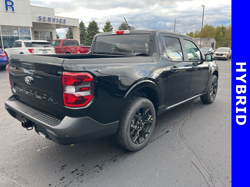 New 2025 Ford Maverick XLT Truck